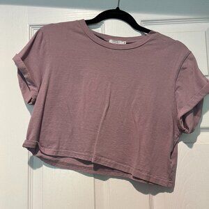 purple cropped tee